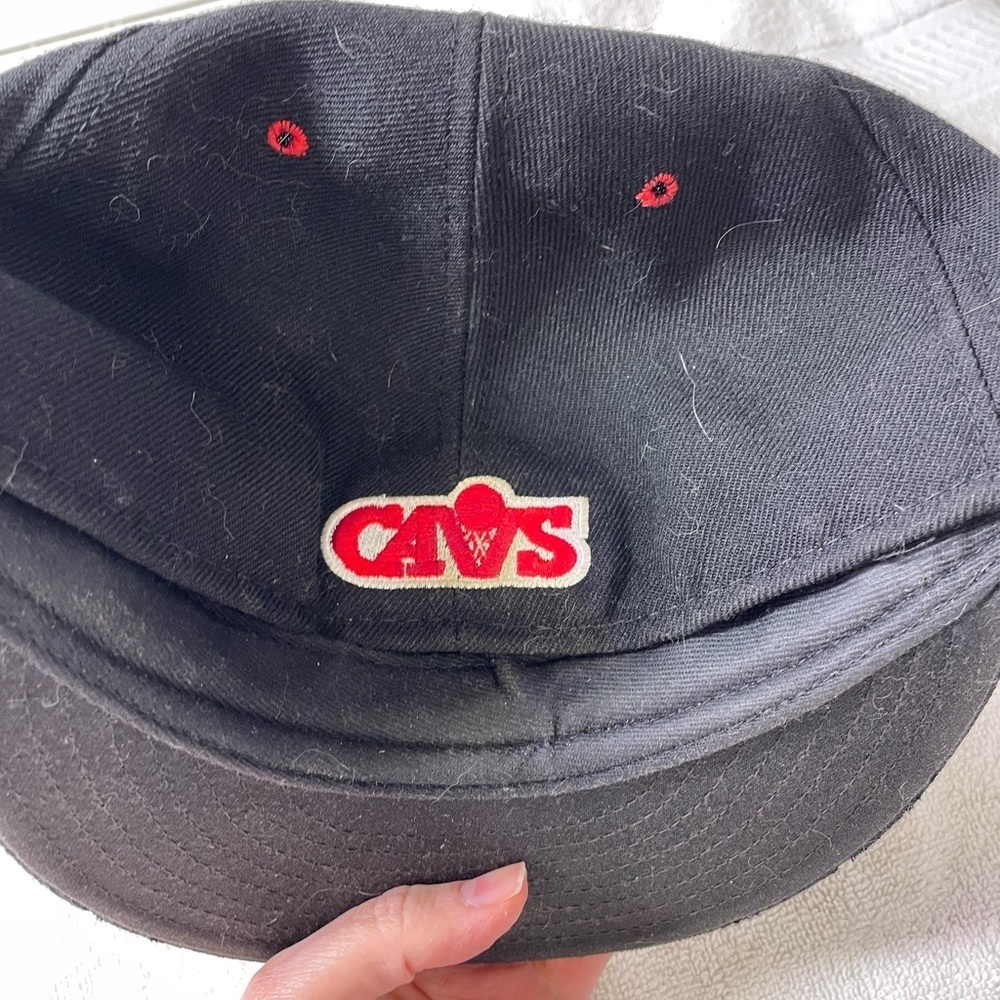 NEW ERA HARDWOOD CLASSICS CAVS DITTED CAP - 7 5/8 - Picture 3 of 4